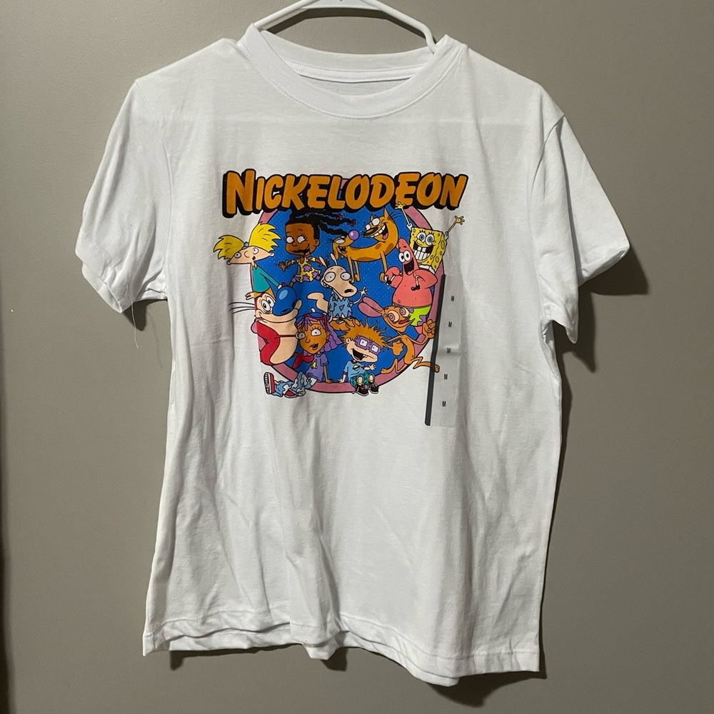 nickelodeon, size medium, white with characters